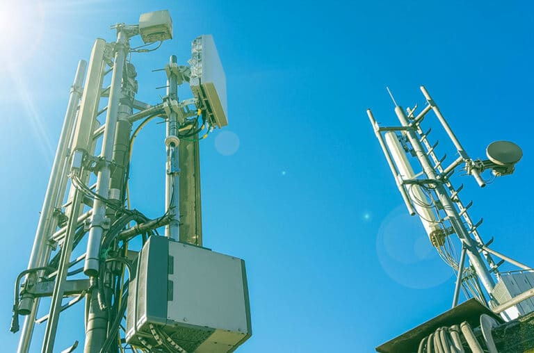 Verizon Communications Raises AU$1.25bn Including 20-Year Tranche Verizon Communications Raises AU$1.25bn Including 20-Year Tranche