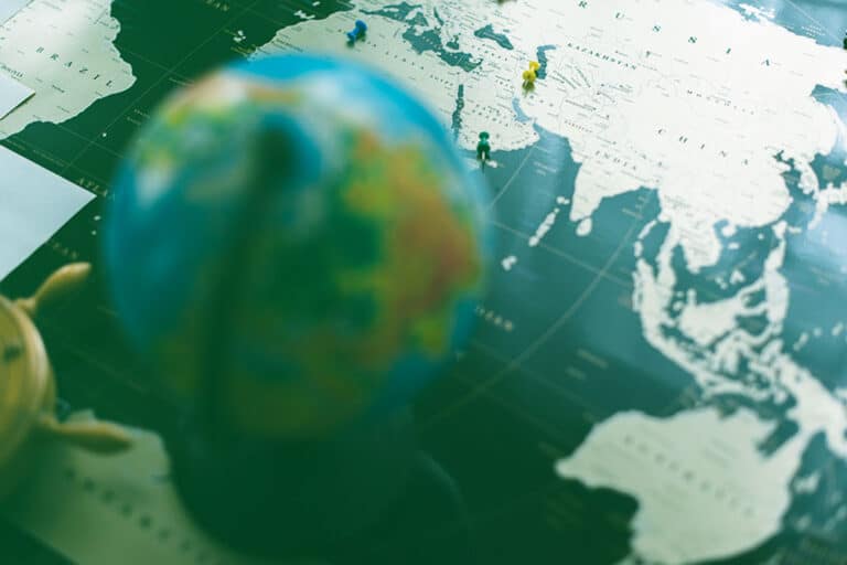 Hedging Geopolitical Risks & Fixed Income Regains Diversification, HY Resilience
